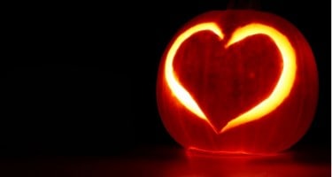 Carve Heart in Pumpkin Brightlines