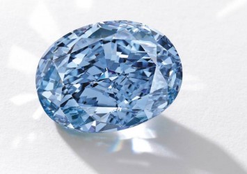 DeBeers diamond blue